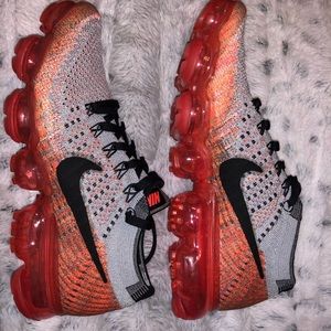 Nike woman’s Vapormax